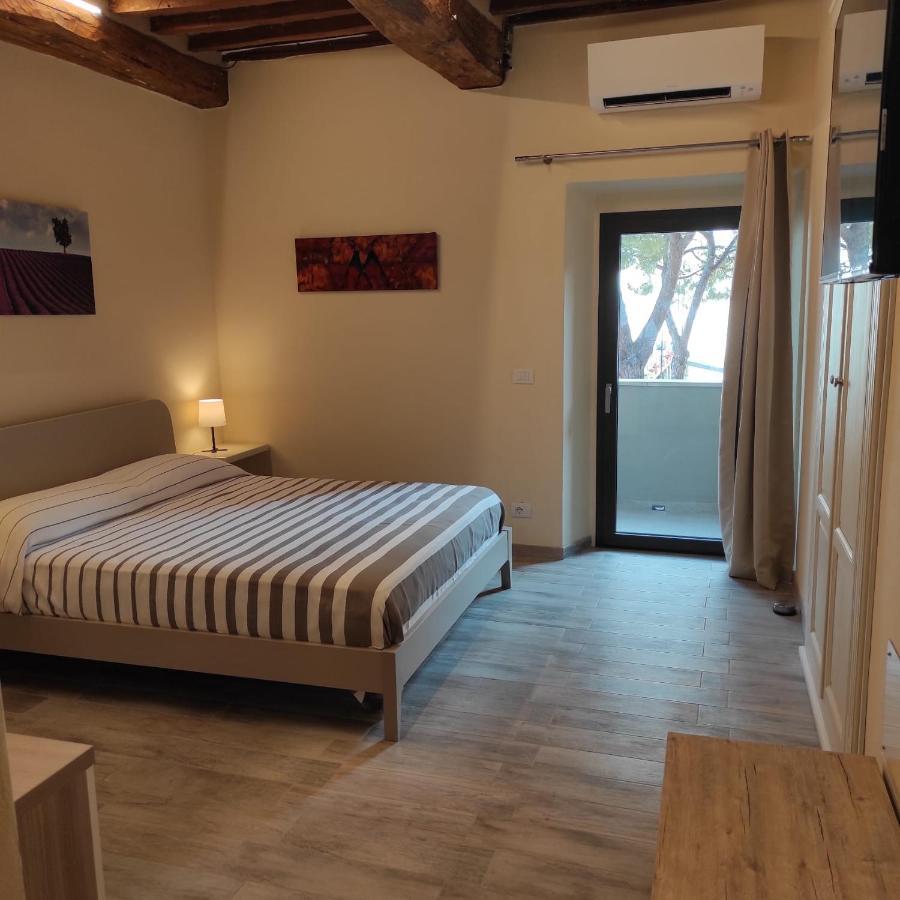 The View - Sunset & Relax - Suite - Appartamenti Vista Lago Passignano sul Trasimeno Luaran gambar