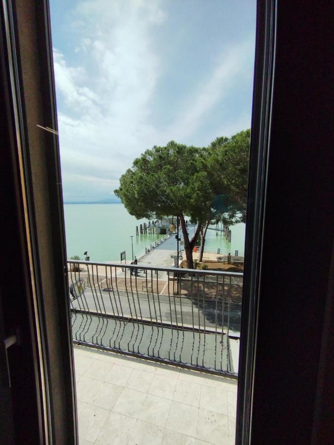 The View - Sunset & Relax - Suite - Appartamenti Vista Lago Passignano sul Trasimeno Luaran gambar